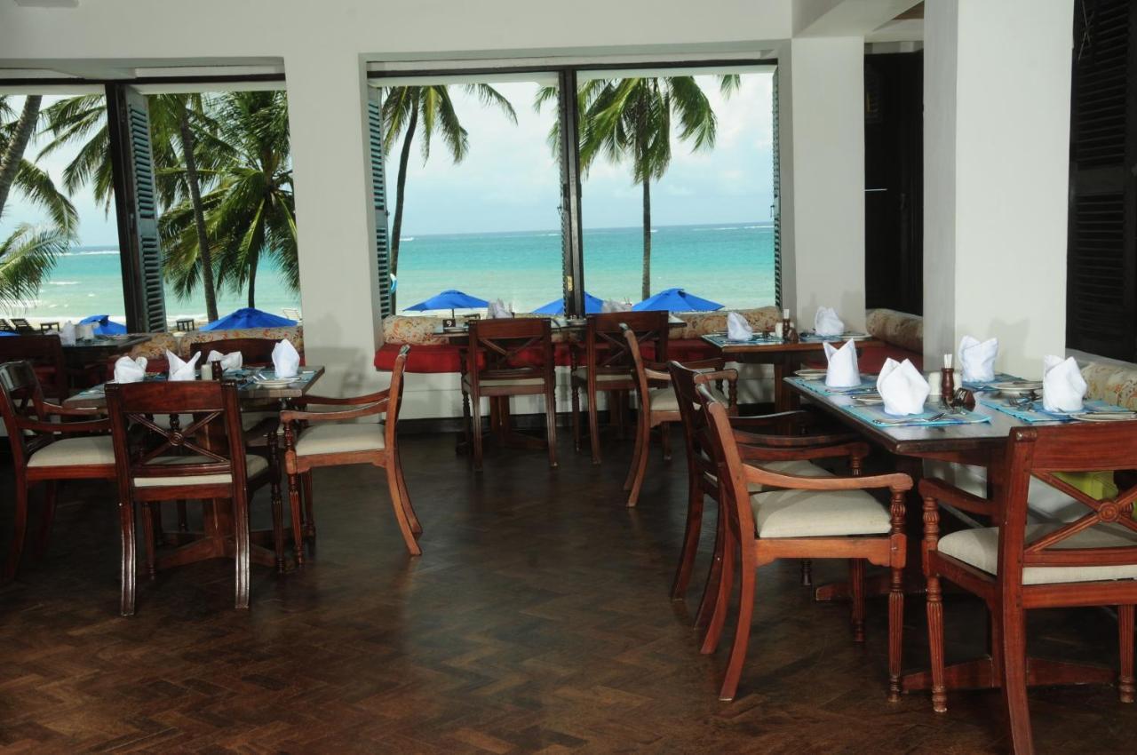 Jacaranda Indian Ocean Beach Resort Diani Beach Exteriör bild